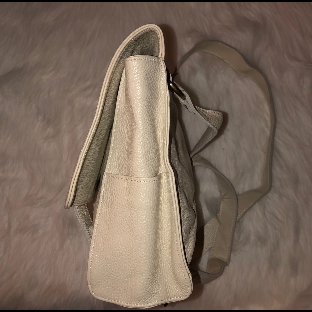 NWOT Vere Verto Leather Cream Convertible Backpack - Picture 5 of 8